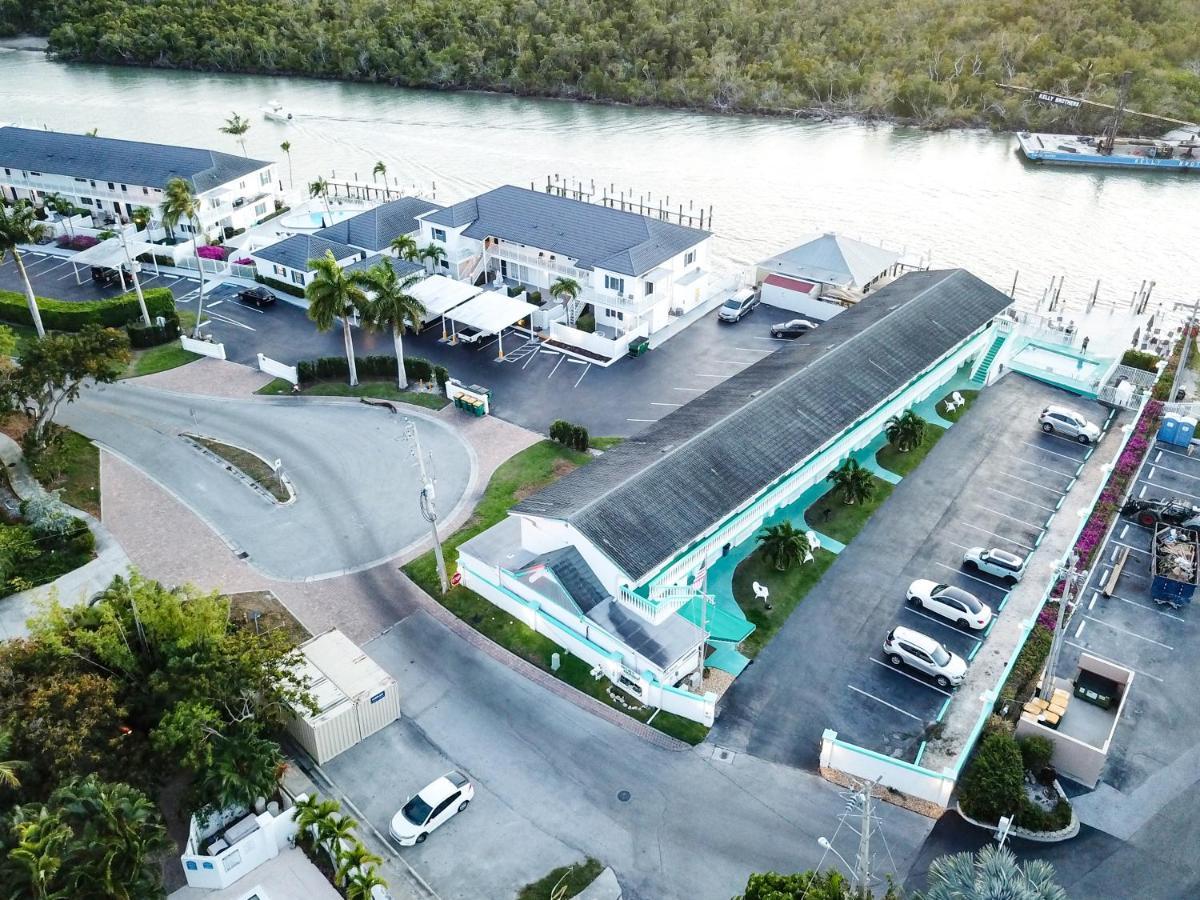 The Boathouse Motel Marco Island Bagian luar foto