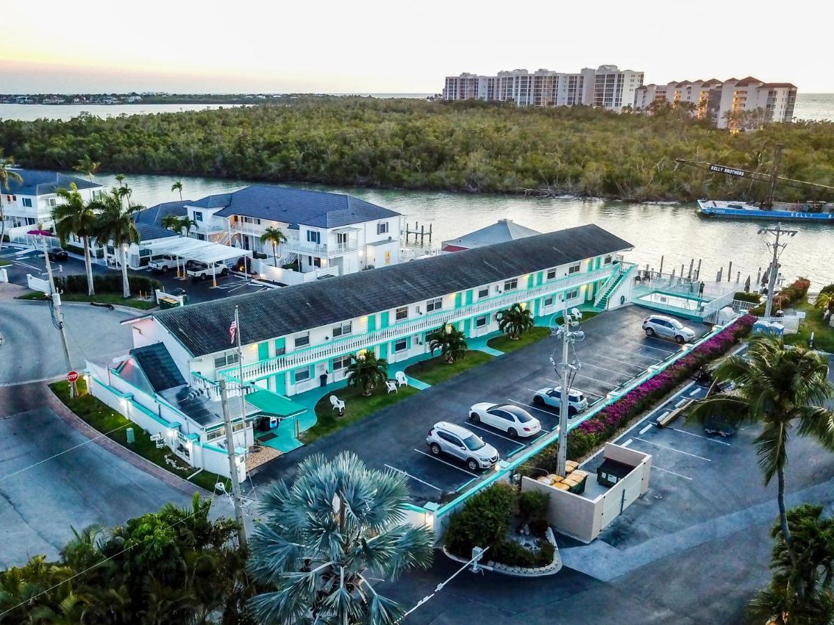 The Boathouse Motel Marco Island Bagian luar foto