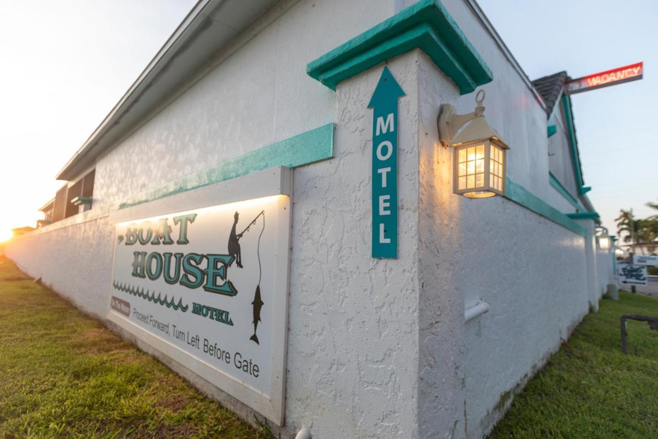 The Boathouse Motel Marco Island Bagian luar foto