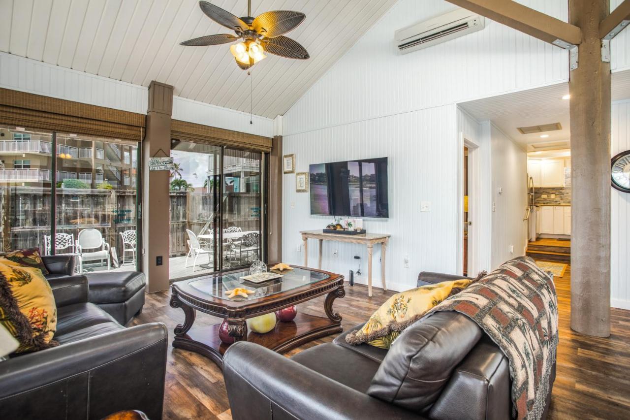 The Boathouse Motel Marco Island Bagian luar foto