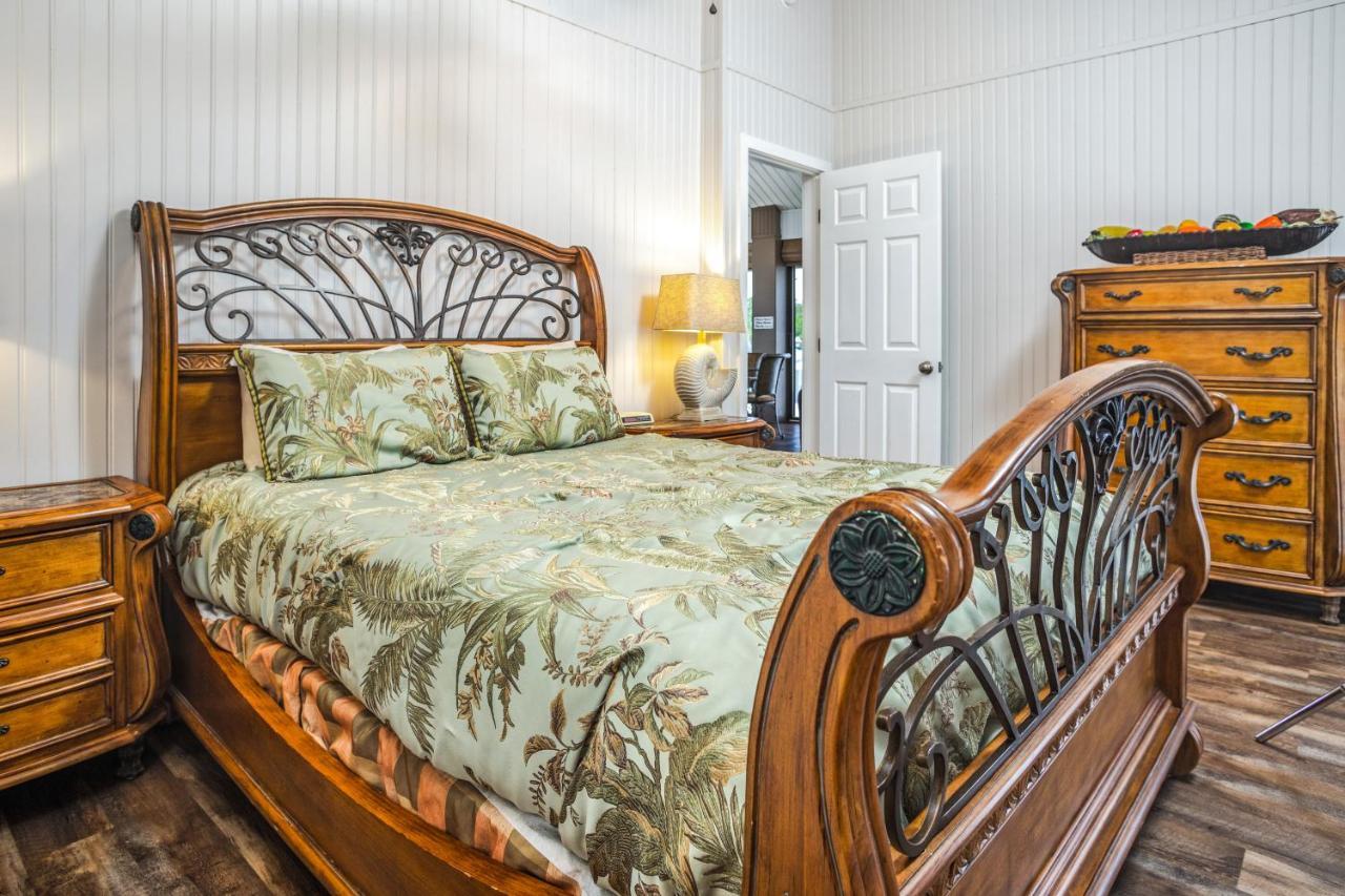 The Boathouse Motel Marco Island Bagian luar foto