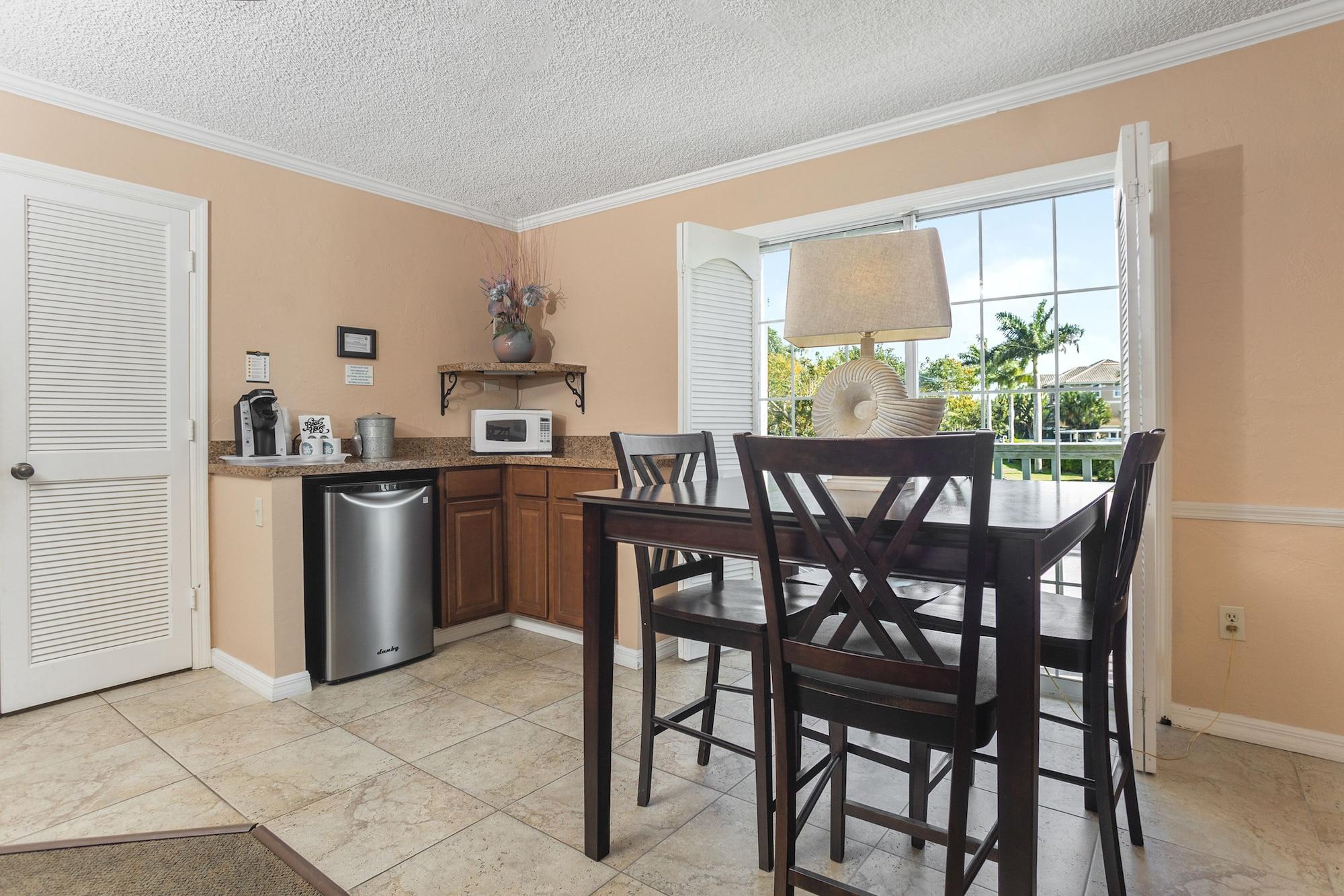 The Boathouse Motel Marco Island Bagian luar foto