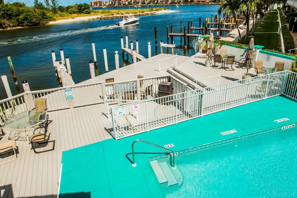 The Boathouse Motel Marco Island Bagian luar foto