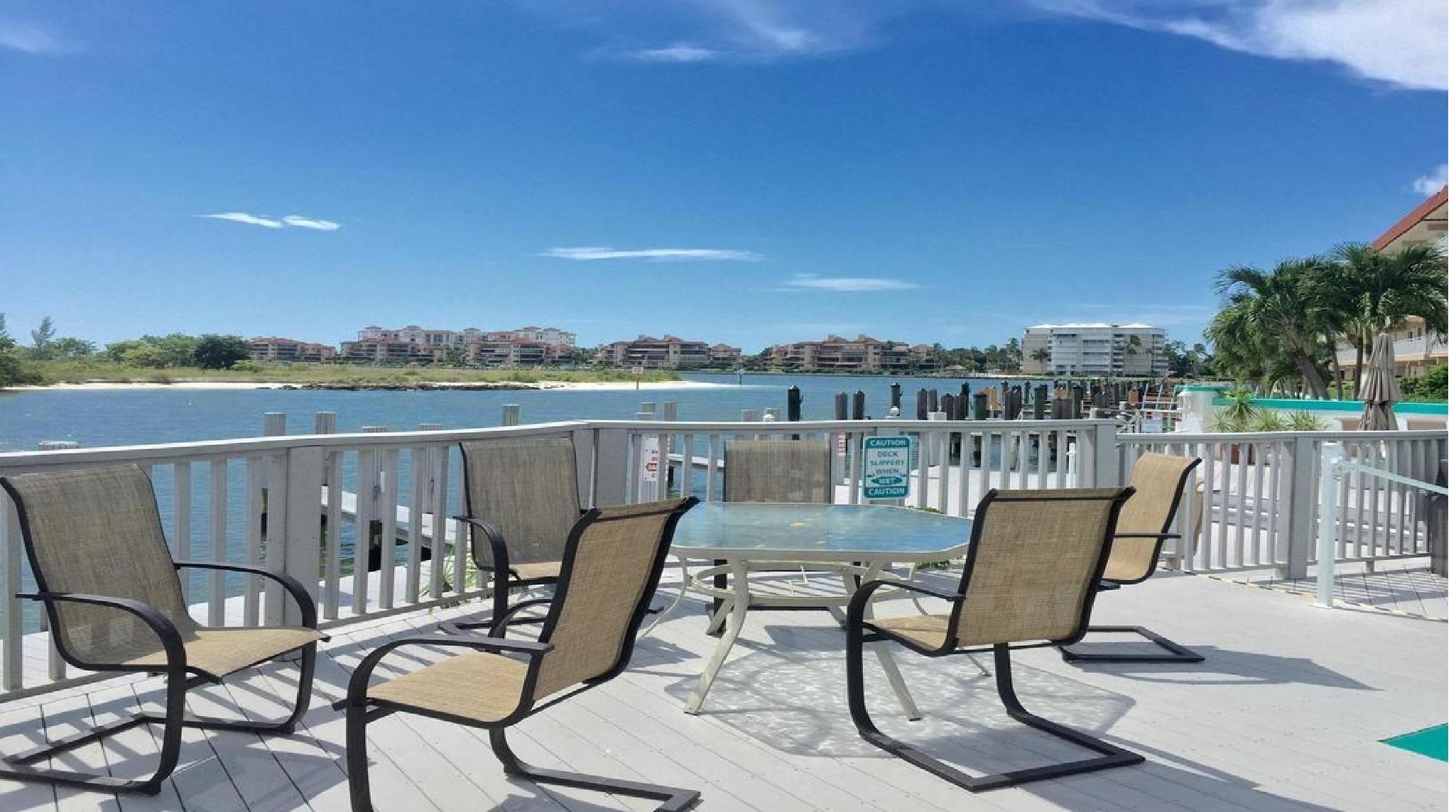 The Boathouse Motel Marco Island Bagian luar foto