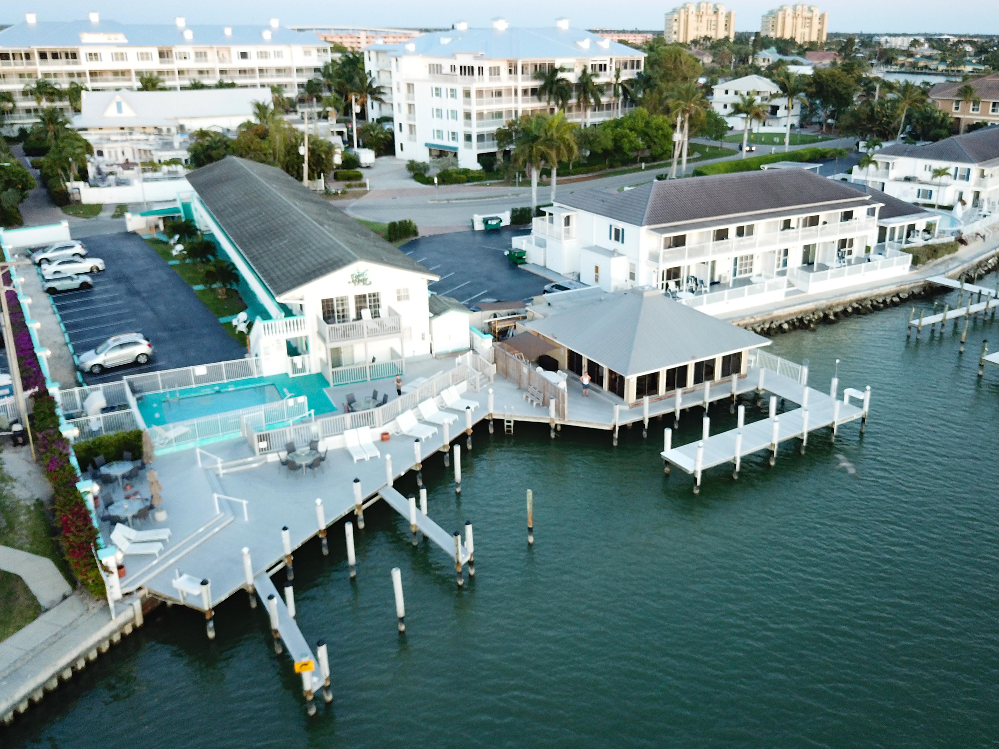 The Boathouse Motel Marco Island Bagian luar foto
