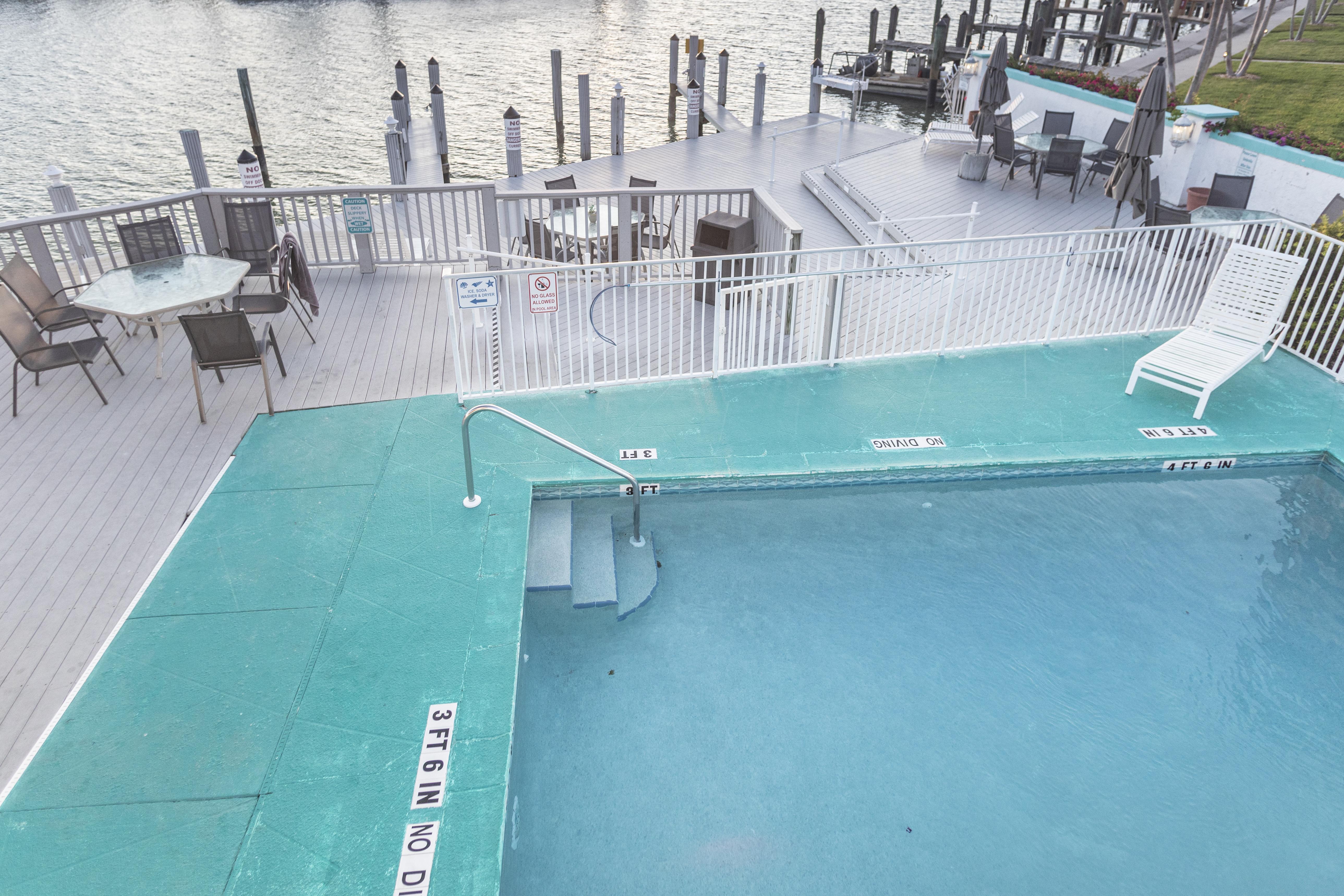 The Boathouse Motel Marco Island Bagian luar foto
