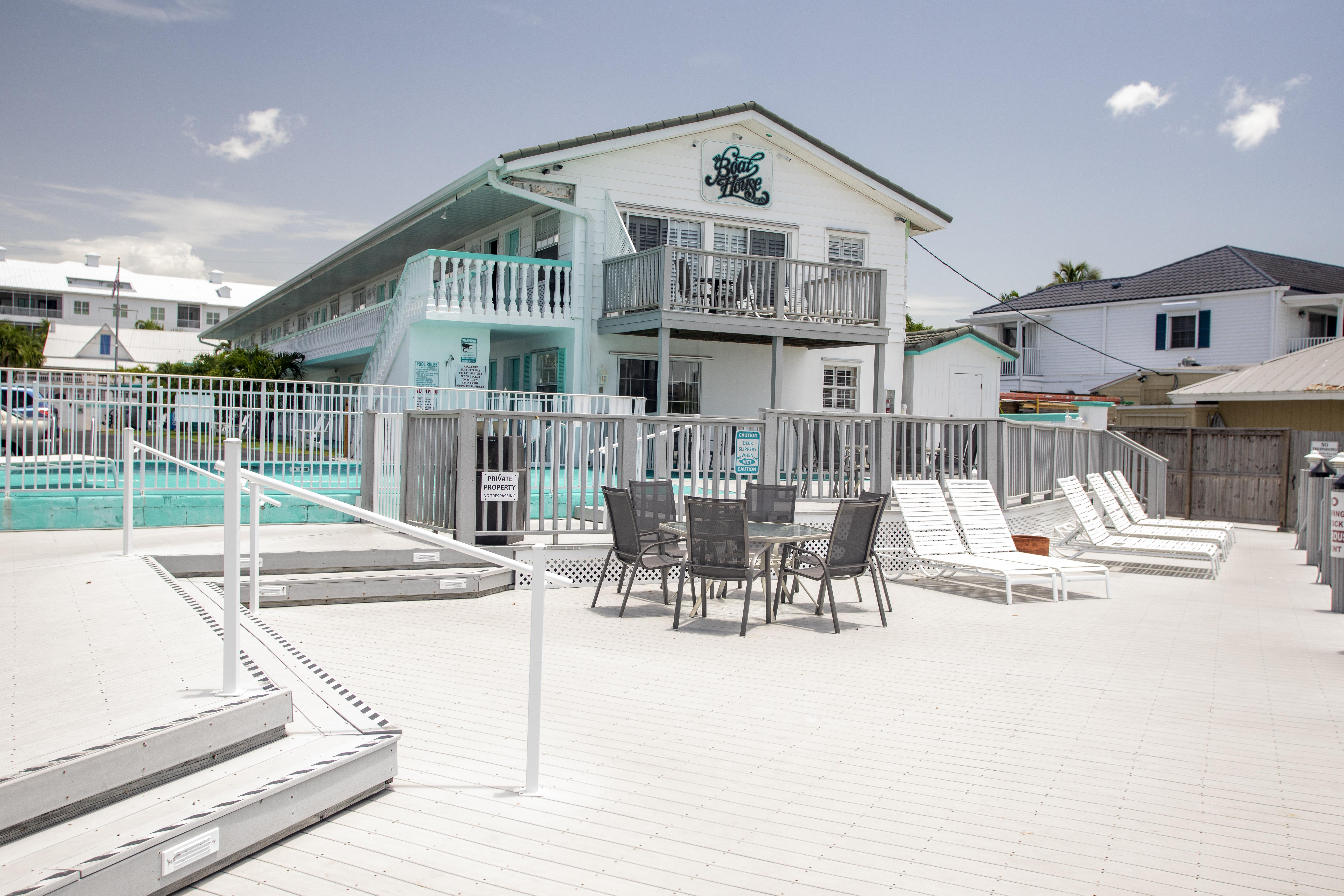 The Boathouse Motel Marco Island Bagian luar foto