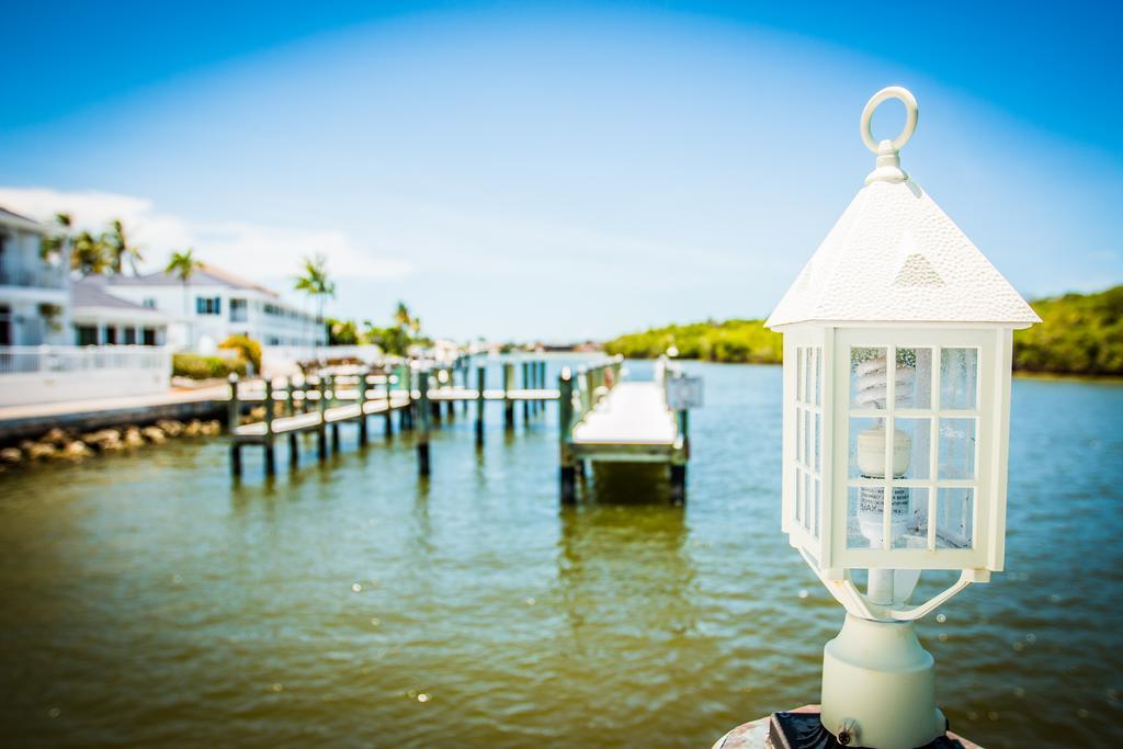 The Boathouse Motel Marco Island Bagian luar foto