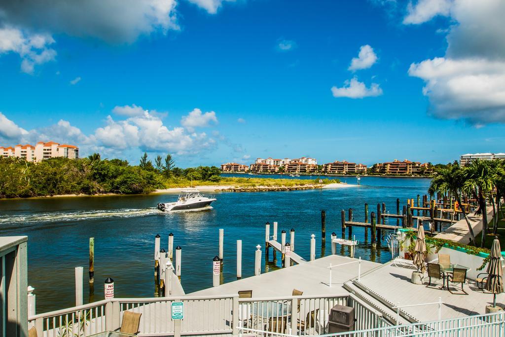 The Boathouse Motel Marco Island Bagian luar foto