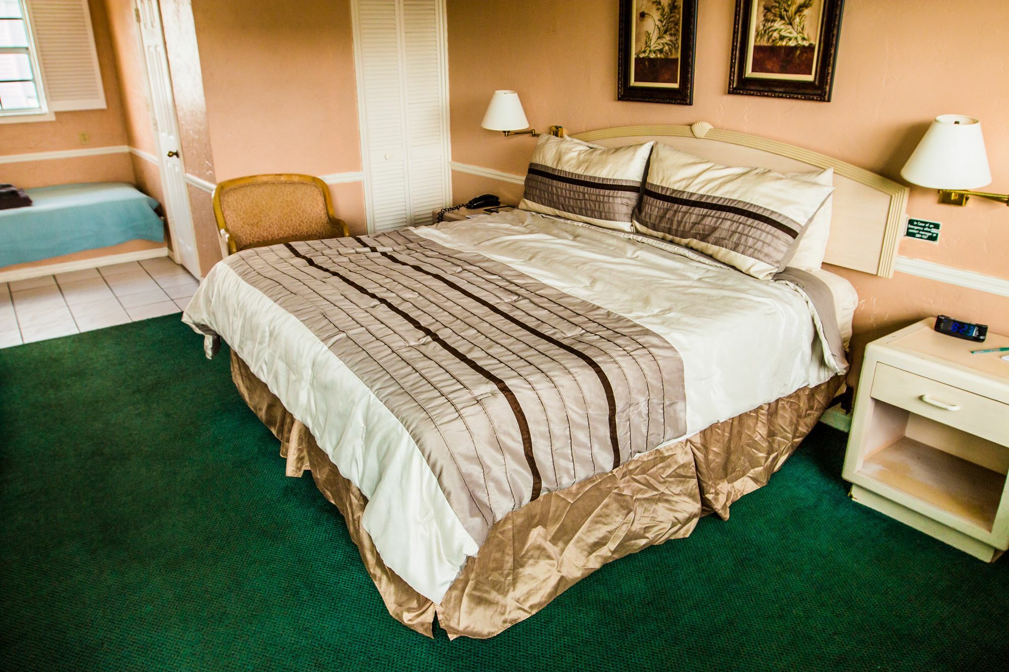 The Boathouse Motel Marco Island Bagian luar foto