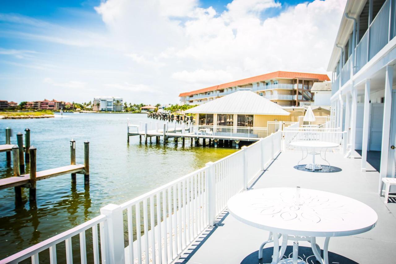 The Boathouse Motel Marco Island Bagian luar foto